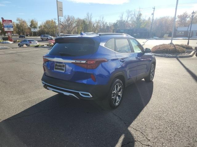 2022 kia seltos ex
