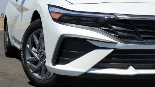 2024 Hyundai Elantra