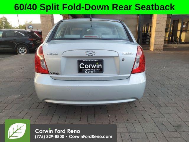 2009 hyundai accent gls