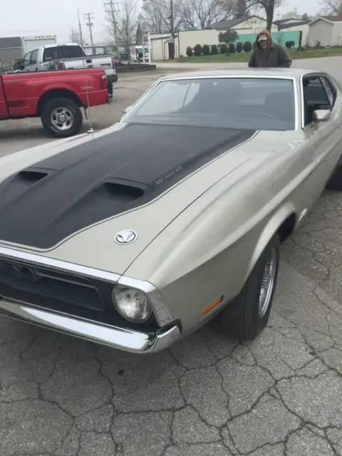 1971 ford mustang base hardtop 2-door 5.8l 22,978 miles survivor car