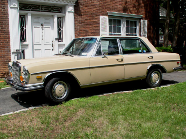 1973 mercedes-benz 300 sel 4.5 v8 engine four door sedan qqzz bkzz