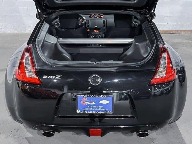 2021 nissan 370z in flushing, new york