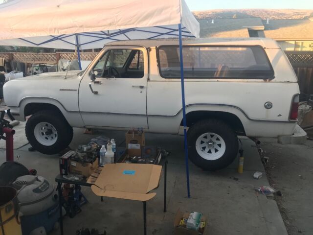 1975 dodge ramcharger suv white 4wd automatic base