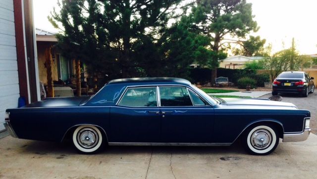 lincoln continental 1969 4 door suicide