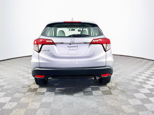 2022 honda hr-v lx