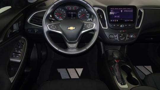2022 chevrolet malibu rs