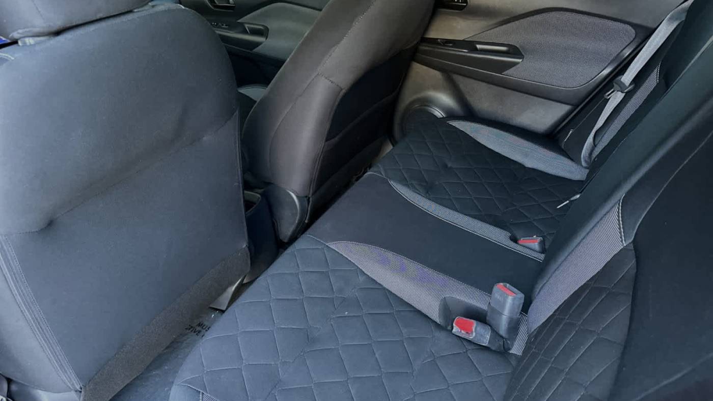 2020 nissan kicks s