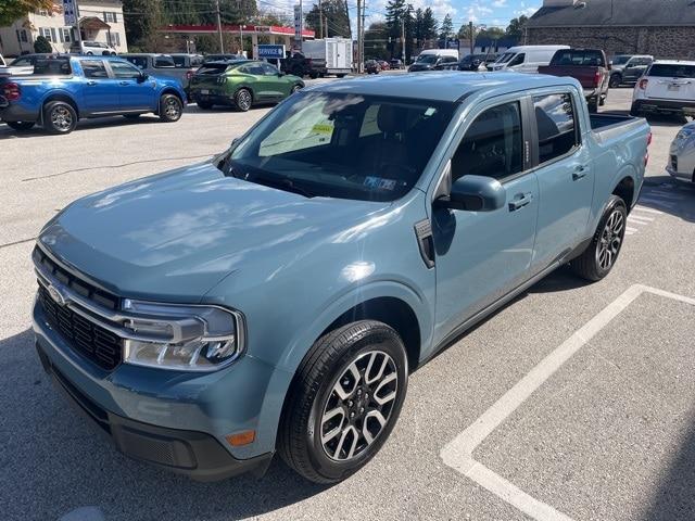 2023 ford maverick lariat