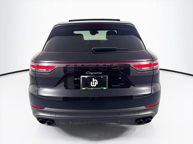 2022 porsche cayenne platinum edition