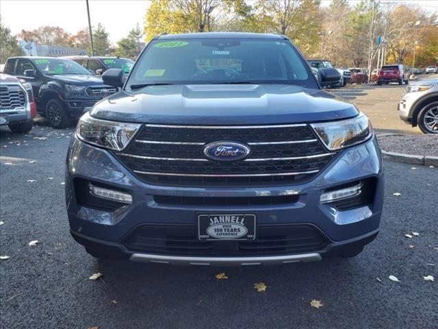 2021 ford explorer xlt