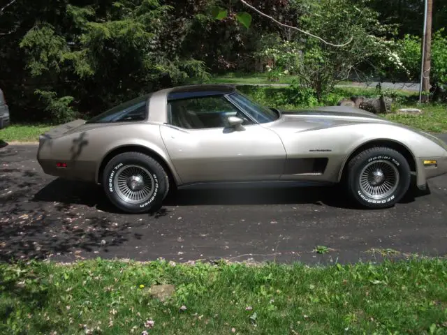 1982 chevy corvette collector ed