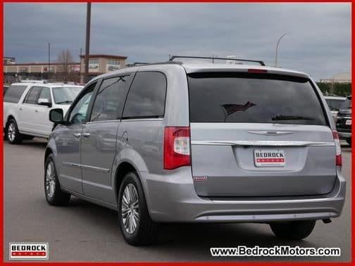 2014 chrysler town & country touring-l in otsego, minnesota