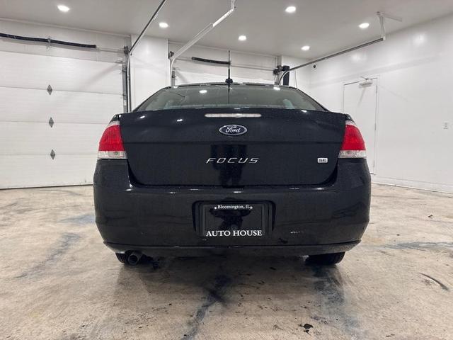 2010 ford focus se