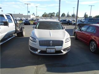 2019 Lincoln Nautilus select