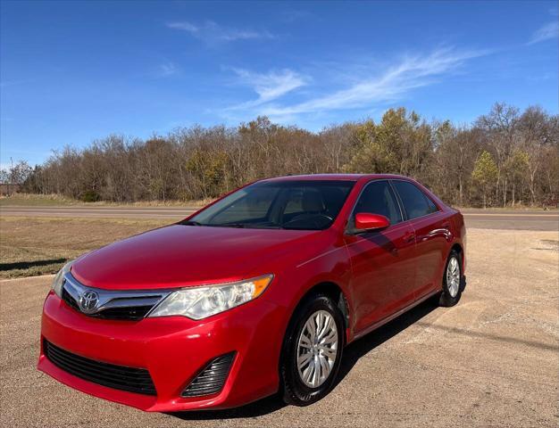 2012 toyota camry le