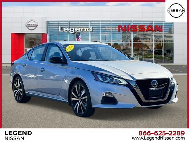 2022 nissan altima 2.5 sr