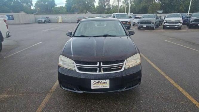 used 2013 dodge avenger se