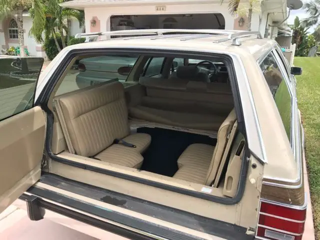 1987 mercury grand marquis colony park, 9 passenger station wagon