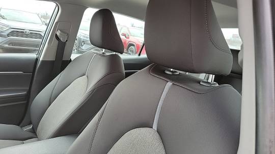 2021 Toyota Camry le