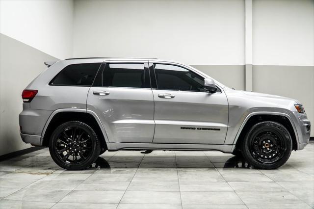 2017 jeep grand cherokee altitude