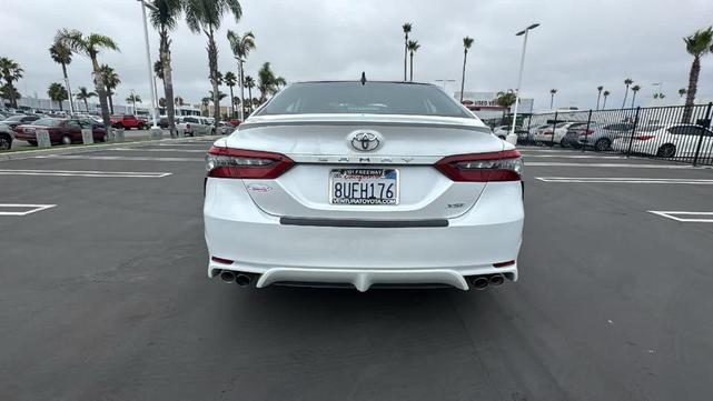2021 toyota camry xse