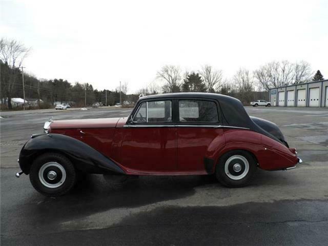 1954 bentley type r restored excellent. 100 pics. videos on you tube