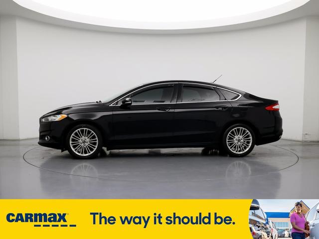 2016 ford fusion se