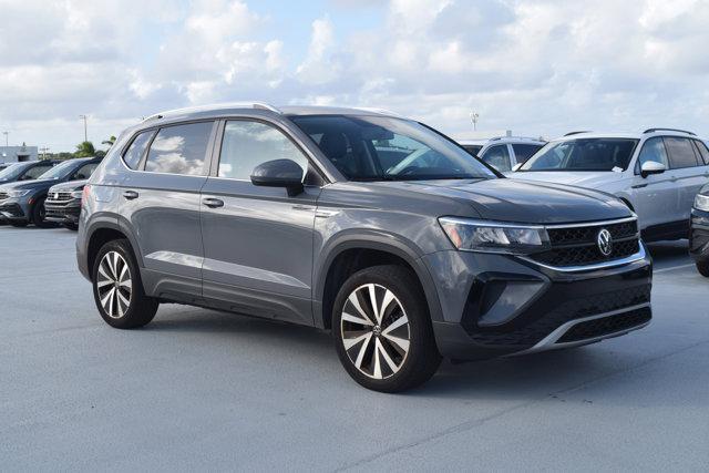 2022 volkswagen taos 1.5t se