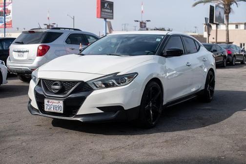 2016 nissan maxima