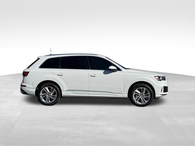 2021 audi q7 55 premium plus