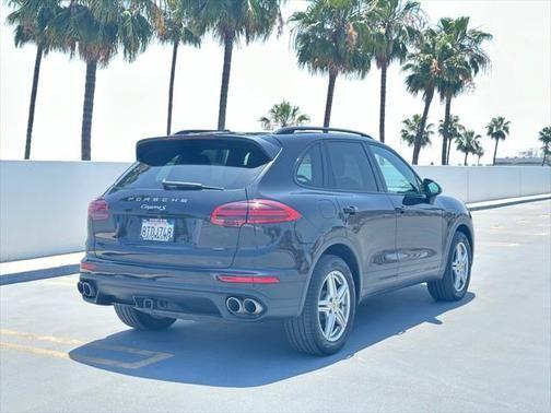 2017 porsche cayenne