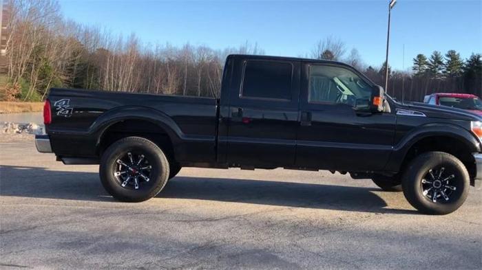 2015 ford f-250 super duty xlt 4x4 xlt 4dr crew cab 6.8 ft. sb pickup for sale in saco, maine