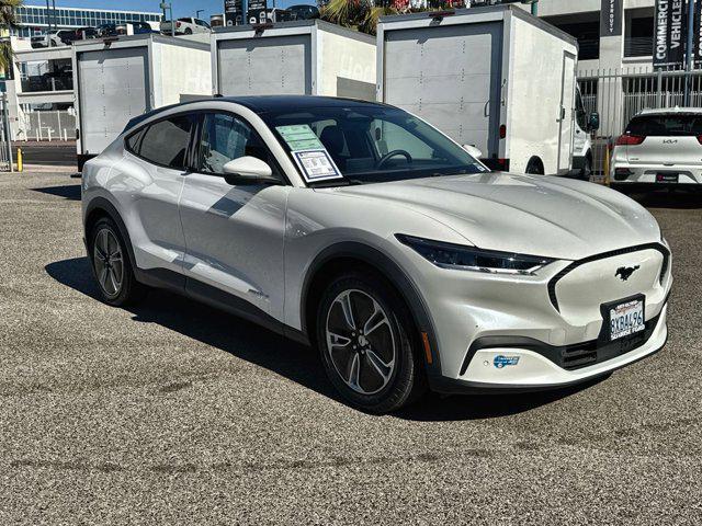 2021 ford mustang mach-e select