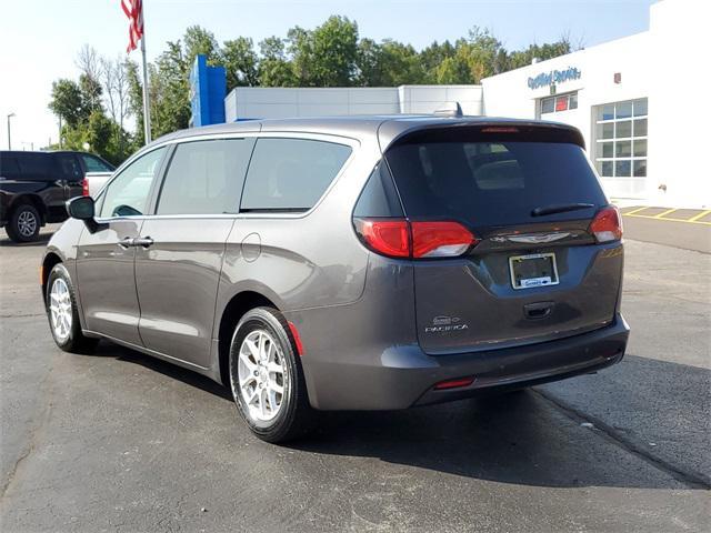 2019 chrysler pacifica lx