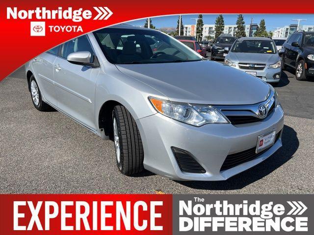 2014 toyota camry le