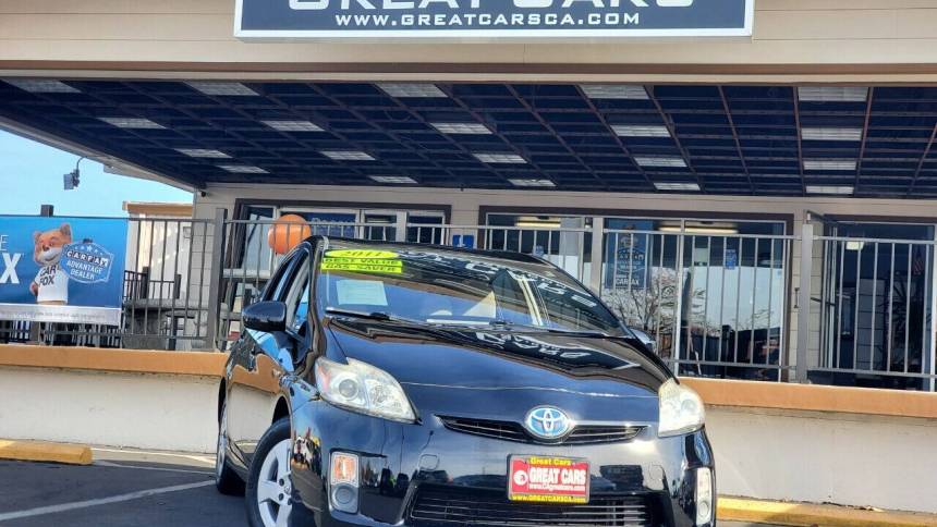 2011 toyota prius three