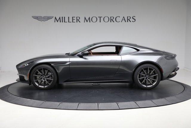 2019 aston martin db11 v8