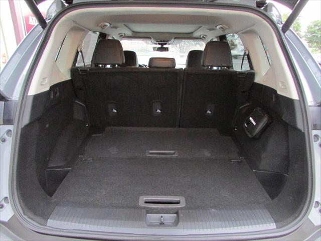 2021 nissan rogue sl