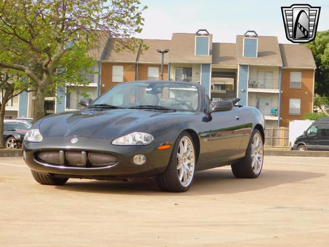 2002 jaguar xkr in o'fallon, illinois