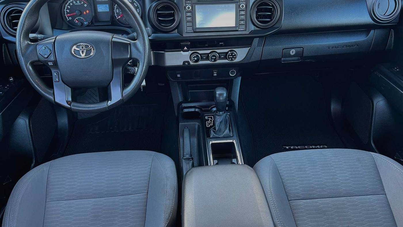 2016 toyota tacoma sr