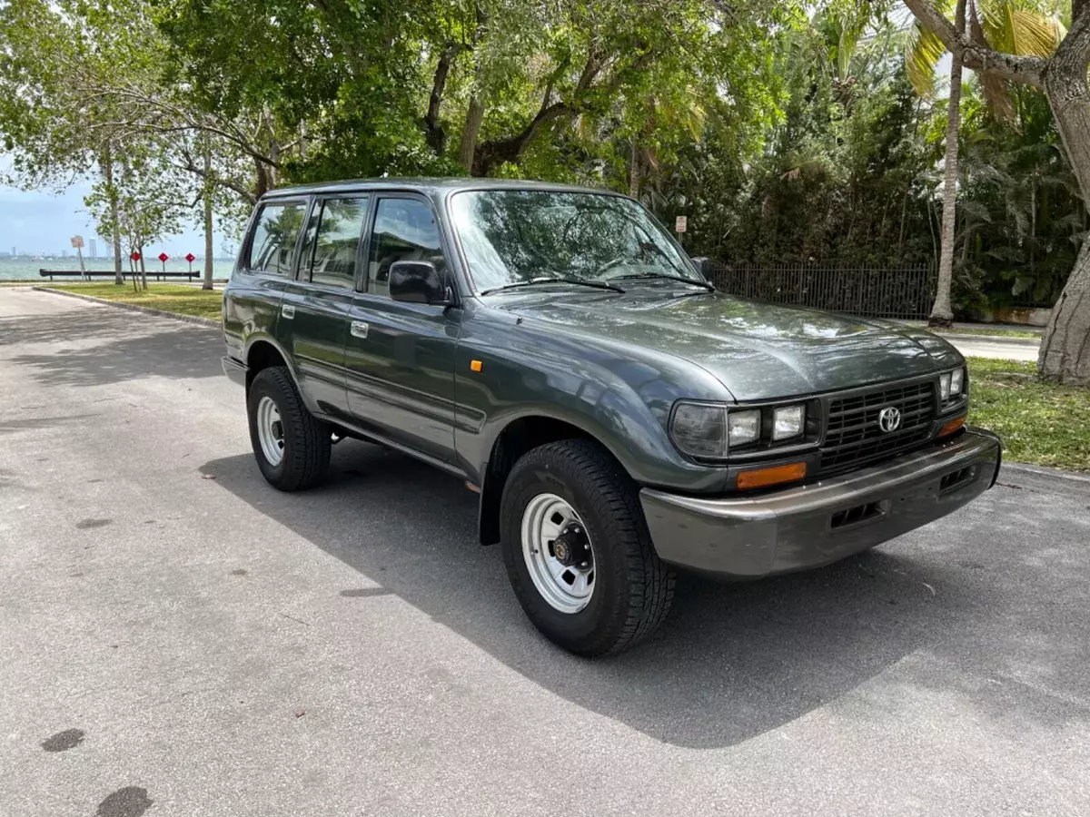 1995 land cruiser standard version (poor man's package) 5 speed manual