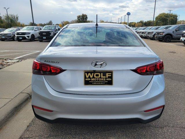 2021 hyundai accent se