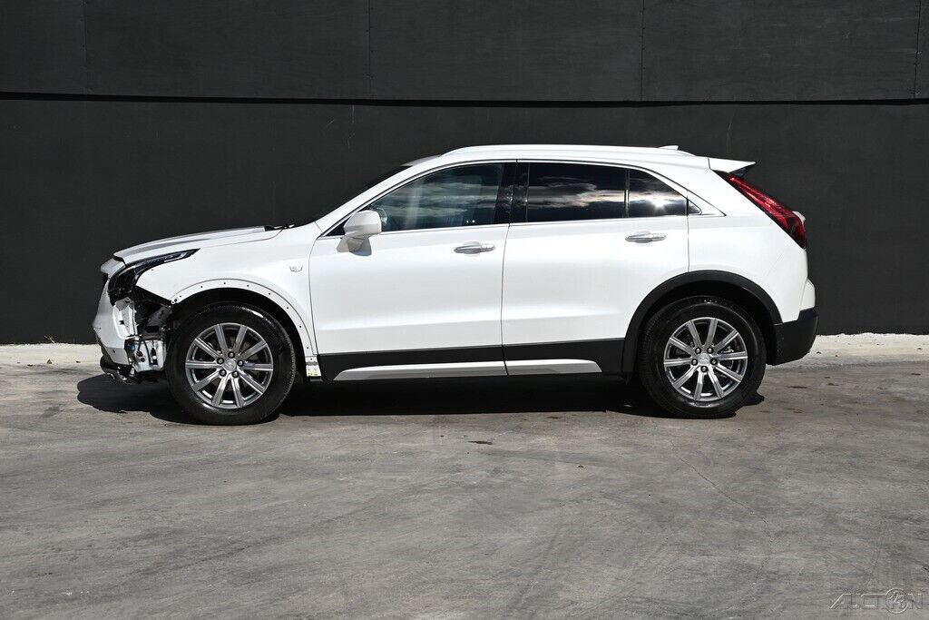2020 cadillac xt4 premium luxury