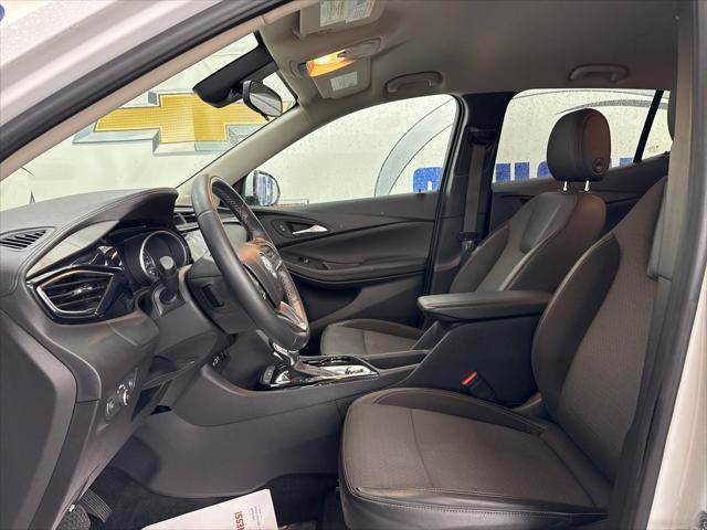 2022 buick encore gx select