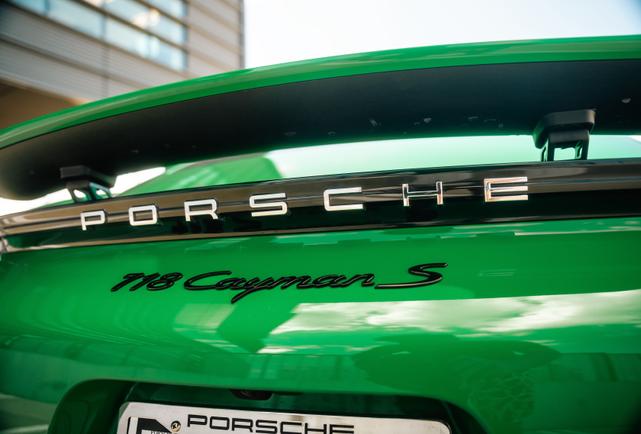 2023 porsche 718 cayman s
