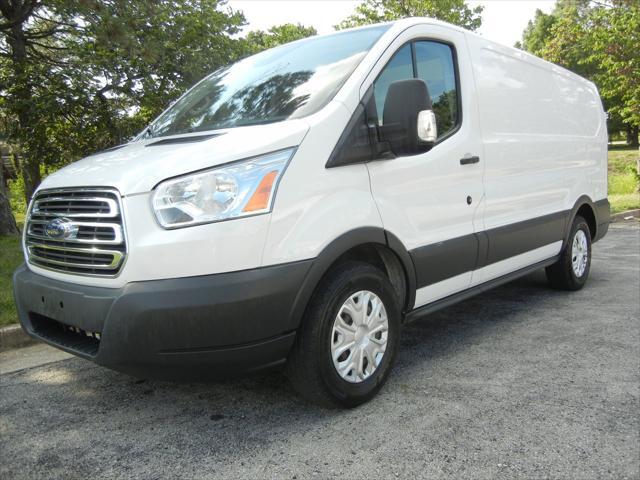 2018 ford transit-150 base