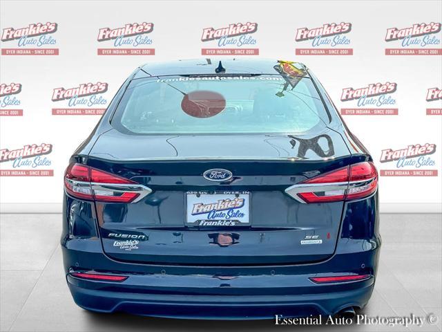 2020 ford fusion se