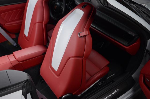 2024 porsche 911 carrera gts