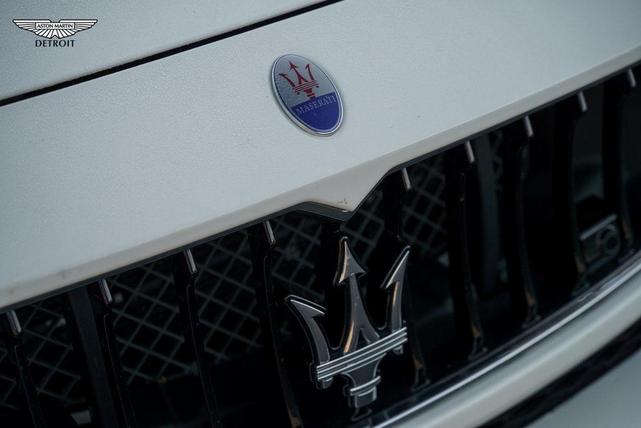 2017 maserati ghibli s q4