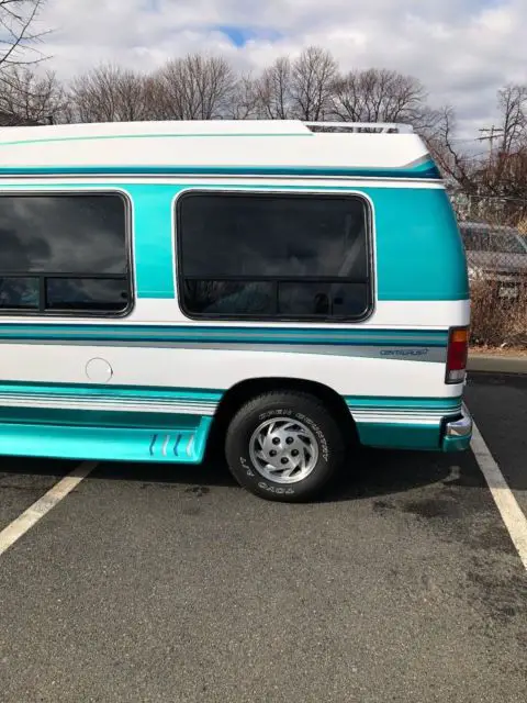 1992 e150 conversion van collectors dream only 33k low miles always inside new